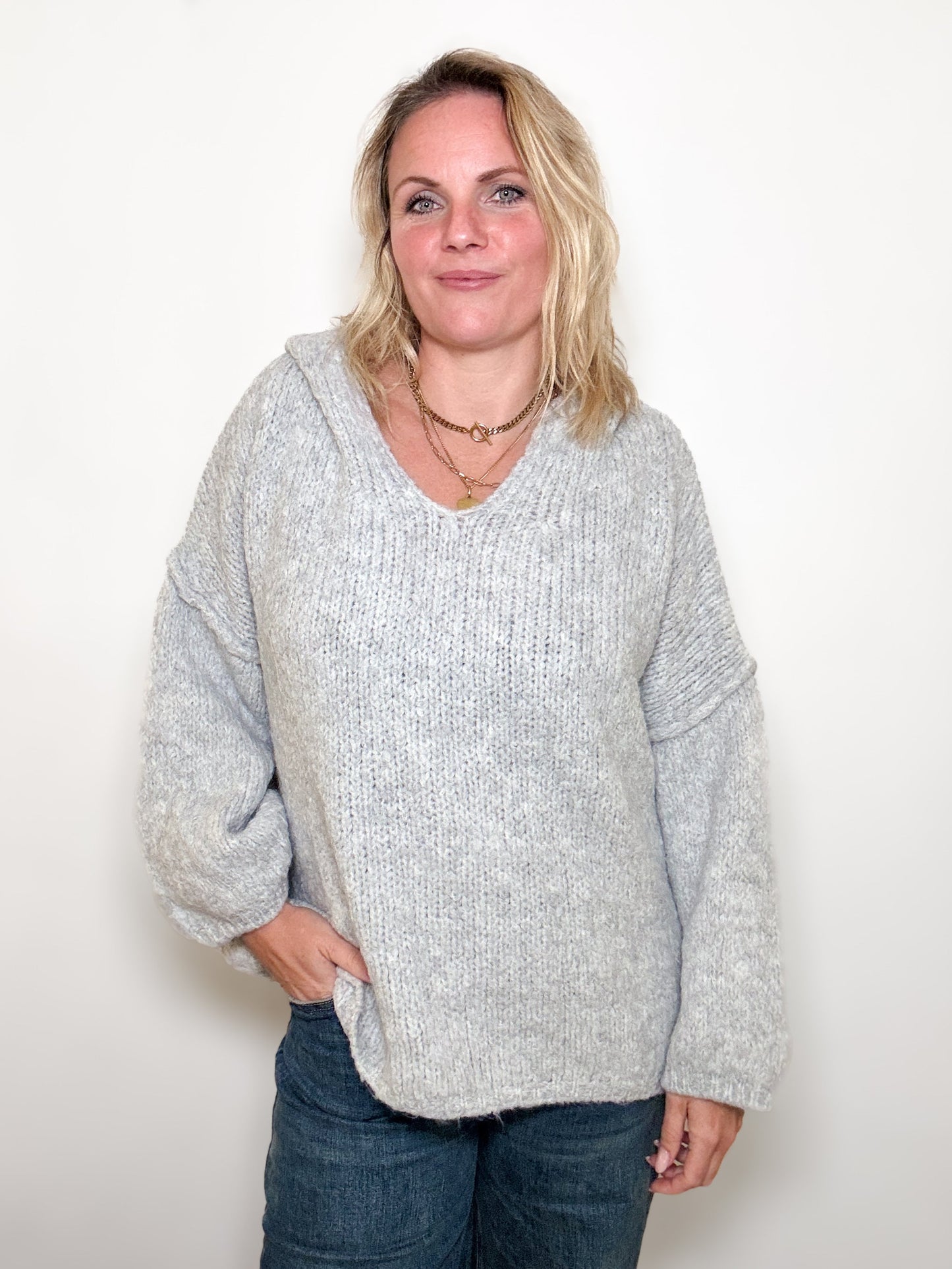 Strickpulli mit Kapuze