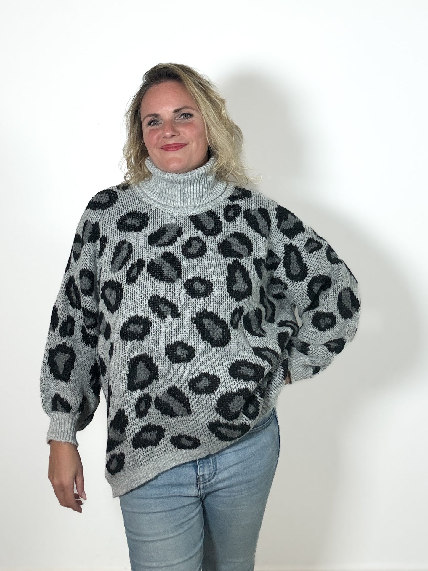 Leichter Rollkragenpullover LEO in oversize